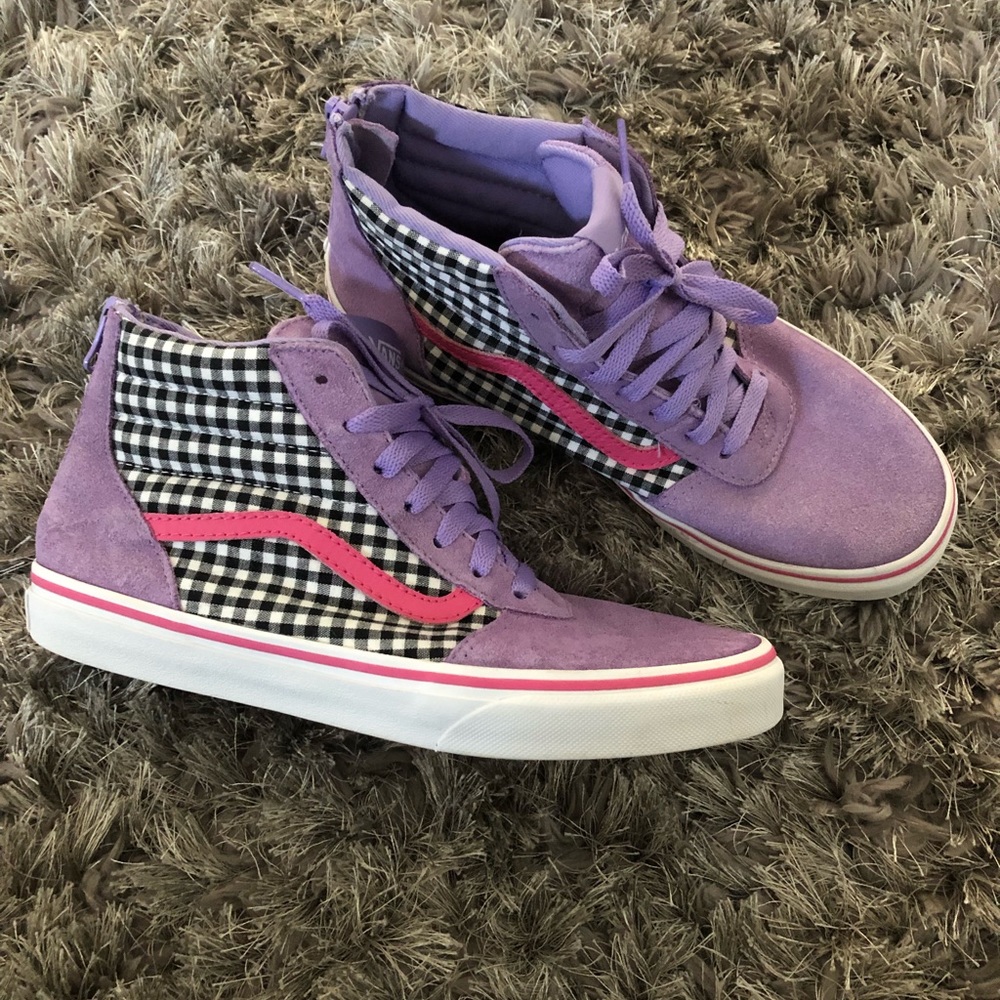 Girl sneakers